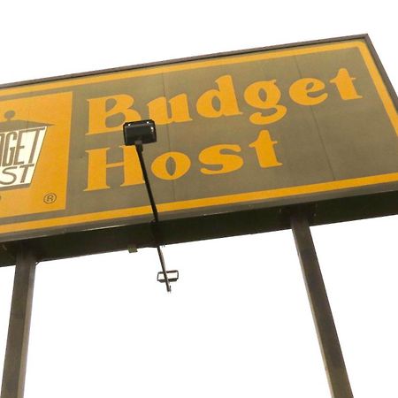 ווטרוויל Budget Host Airport Inn מראה חיצוני תמונה